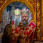 У Неділю 6-ту після Пасхи митрополит Антоній взяв участь у святковій Божественній Літургії в Свято-Успенському монастирі міста Піва у Чорногорії
