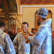 У перший день навчального року митрополит Антоній Співслужив Блаженнішому митрополиту Онуфрію в Успенському соборі Києво-Печерської лаври