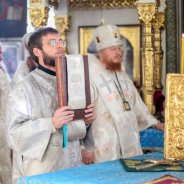 У сороковий день після смерті митрополита Іринея (Семко) митрополит Антоній  взяв участь у поминальному богослужінні