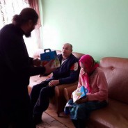 Духовенство Другого Бориспільського благочиння на Різдво відвідало дітей сиріт, інвалідів та престарілих