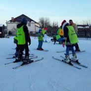 ВИШГОРОД. Учні недільної школи Борисоглібського храму спробували себе у гірськолижному спорті
