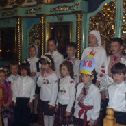 ПЕРЕЯСЛАВ-ХМ. Недільна школа Свято-Троїцької церкви привітала парафіян пасхальним концертом 