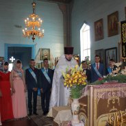 Священики єпархії благословили випускників 2017 року