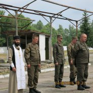 СТАРЕ. Священик у військовій частині благословив нову техніку та військовослужбовців