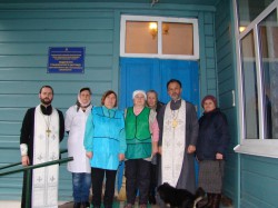БРОВАРИ-ГОГОЛІВ. Духовенство і волонтери парафії апостола Іоанна Богослова відвідали дім престарілих