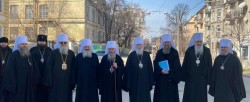 Члени Священного Синоду УПЦ прибули до Офісу Президента України 