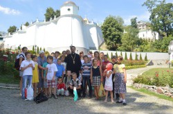 НЕДРА. Вихованці недільної школи Свято-Троїцького храму відвідали Києво-Печерську Лавру