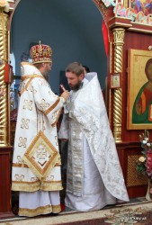 ДІВИЧКИ. Для парафії на честь Воздвиження Хреста Господнього рукоположено священика