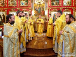Єпископ Переяслав-Хмельницький Діонісій очолив святкування престольного свята в Петропавлівському соборі міста Броварів