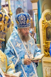 На свято Покрову Богородиці митрополит Бориспільський і Броварський Антоній співслужив Предстоятелю УПЦ у Конотопі
