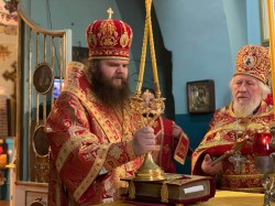 Єпископ Переяслав-Хмельницький Діонісій та єпископ Згурівський Амвросій вшанували пам'ять новопрославленого священномученика Михаїла Под'єльського в Зазим'ї