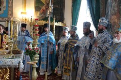 БЕРЕЗАНЬ. Єпископ Переяслав-Хмельницький Діонісій очолив святкування на честь Святогірської ікони Божої Матері