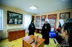 Митрополит Бориспільський і Броварський Антоній взяв участь у відкритті виставки на честь 30-ліття дарування самостійністі і незалежності УПЦ