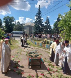 Духовенство в Броварському районі взяло участь у відспівуванні загиблих захисників України