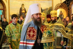 Керуючий Бориспільською єпархією очолив Божественну літургію у Свято-Введенському чоловічому монастирі столиці