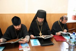 Митрополит Антоній очолив завершальну Вчену раду 2013/2014 навчального року в Київских духовних школах