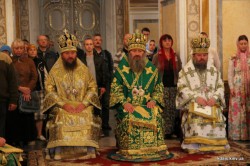 У день пам'яті преп. Феодосія Печерського керуючий Бориспільською єпархією звершив Божественну літургію в Києво-Печерській лаврі