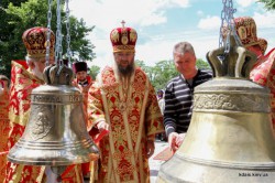 Митрополит Бориспільський і Броварський Антоній освятив дзвони для храму, що будується в селищі Баришівка