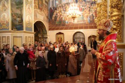 У неділю 4-ту після Пасхи митрополит Антоній очолив Божественну літургію в Успенському соборі Києво-Печерської Лаври