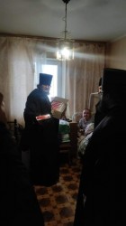Священнослужителі Києво-Печерської Лаври та Березанського благочиння передали гуманітарну допомогу Березанському будинку престарілих
