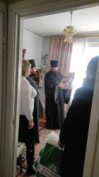 Священнослужителі Києво-Печерської Лаври та Березанського благочиння передали гуманітарну допомогу Березанському будинку престарілих